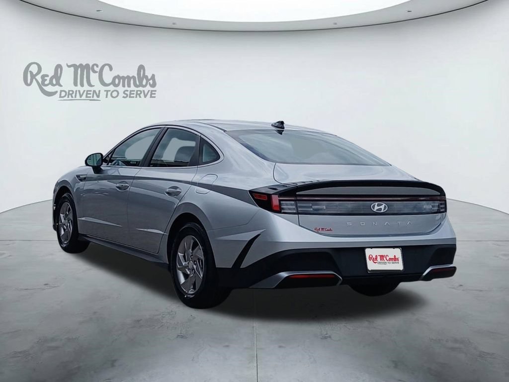 New 2026 Hyundai Sonata SE FWD image 3
