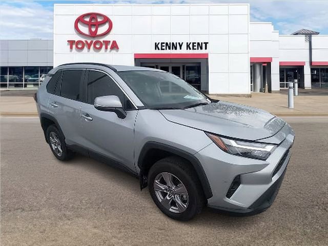 Used 2025 Toyota RAV4 XLE w/ Convenience Package