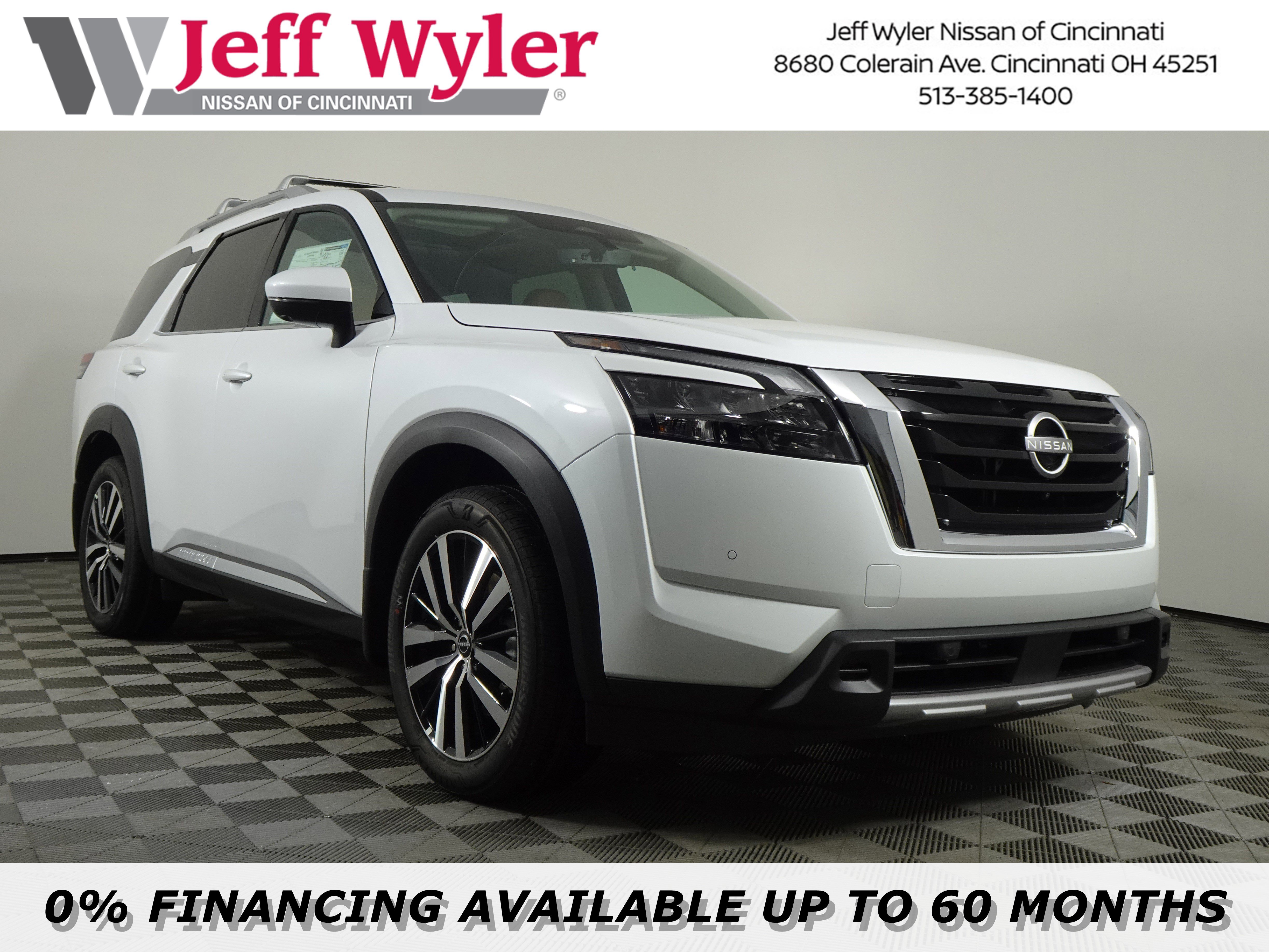 New 2025 Nissan Pathfinder Platinum w/ Cargo Package