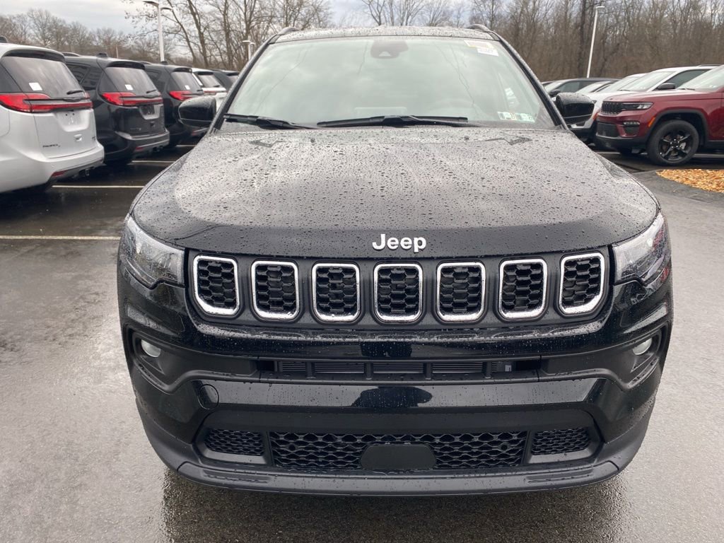 New 2026 Jeep Compass Latitude image 8
