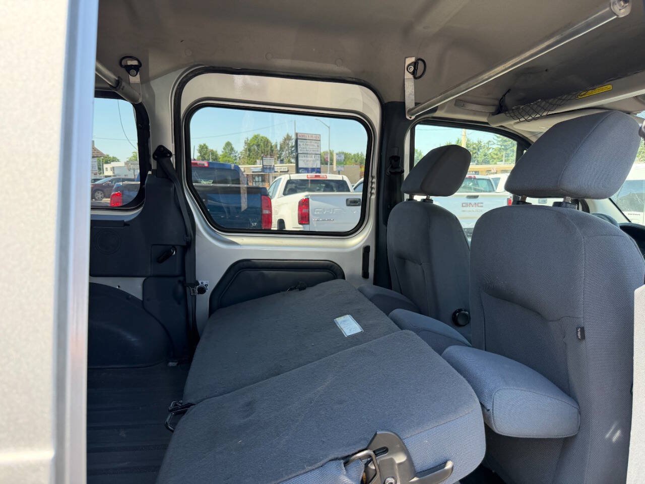 Used 2013 Ford Transit Connect XLT Premium FWD image 12