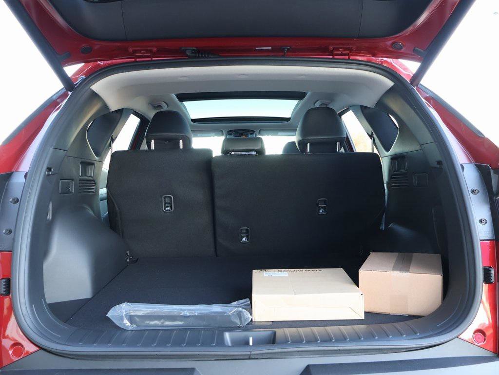 New 2026 Hyundai Tucson Limited w/ Tow & Go Package image 15