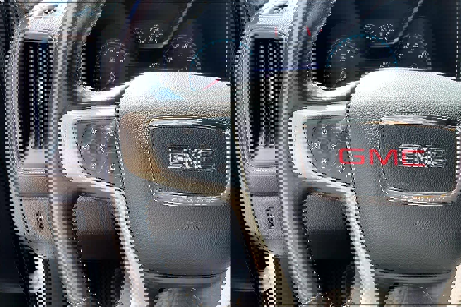 Used 2020 GMC Canyon Denali image 23