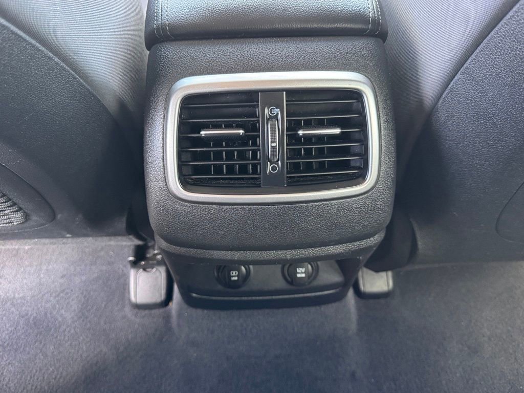 Used 2020 Kia Sorento LX FWD image 28