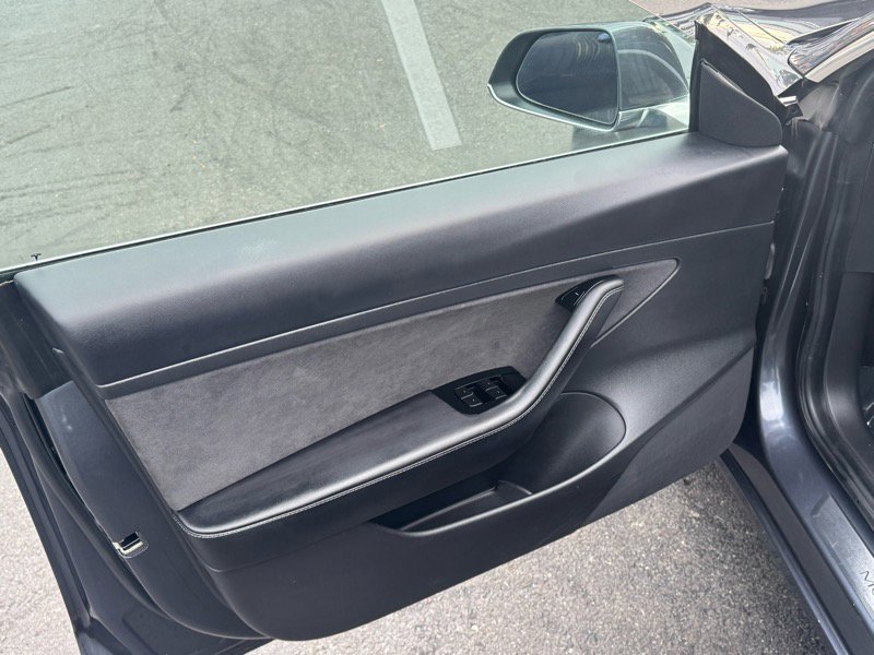 Used 2020 Tesla Model 3 Standard Range Plus image 21