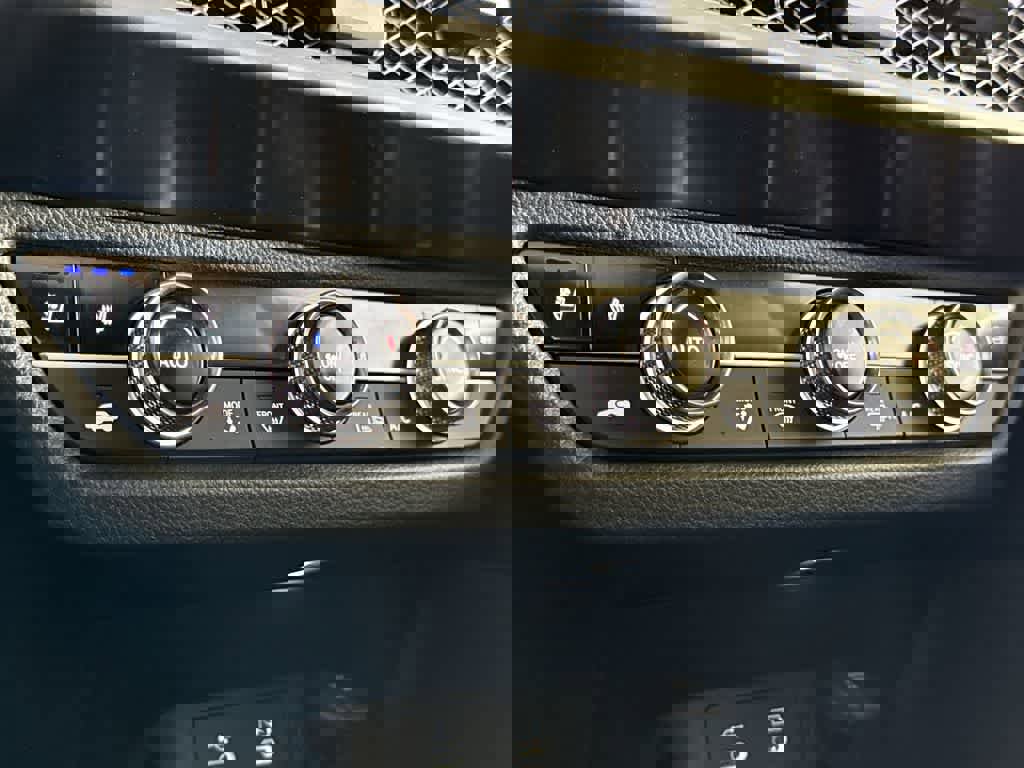 Certified 2025 Acura ADX A-Spec image 20