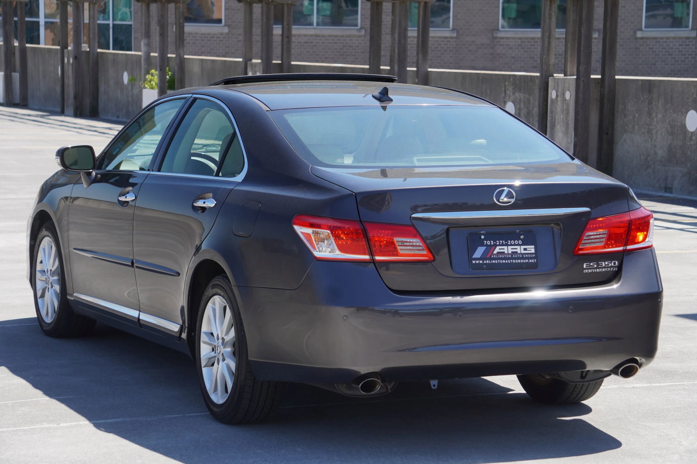 Used 2011 Lexus ES 350 image 3