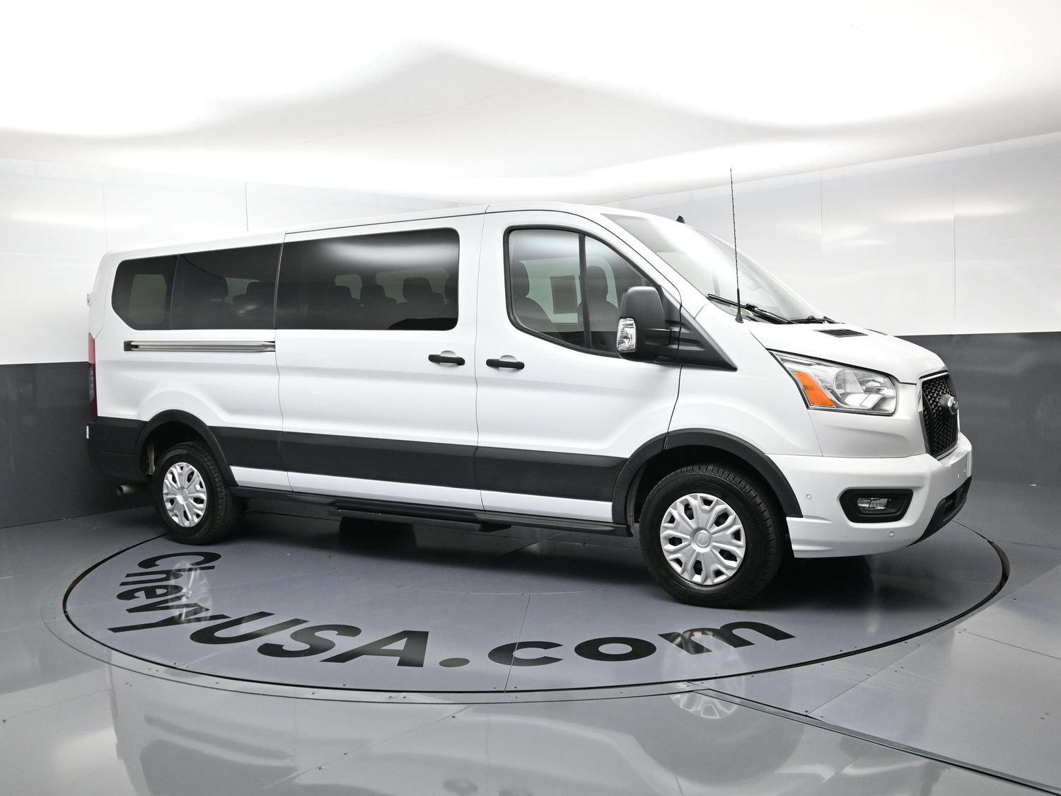 Used 2022 Ford Transit 350 XLT RWD image 25