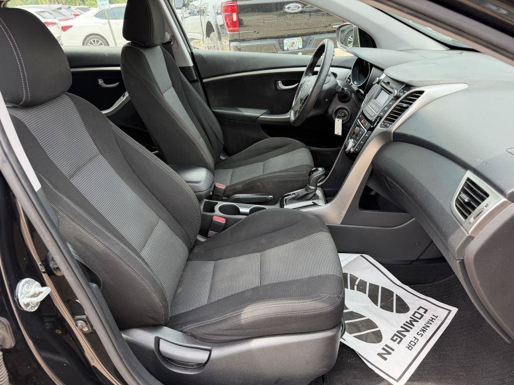 Used 2013 Hyundai Elantra GT FWD image 13