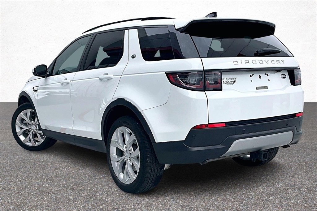 Used 2023 Land Rover Discovery Sport SE image 5