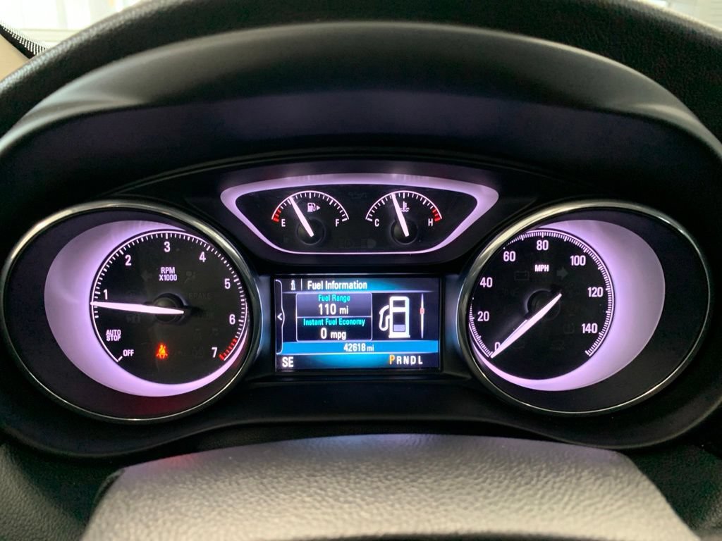 Used 2019 Buick Envision Essence FWD image 18