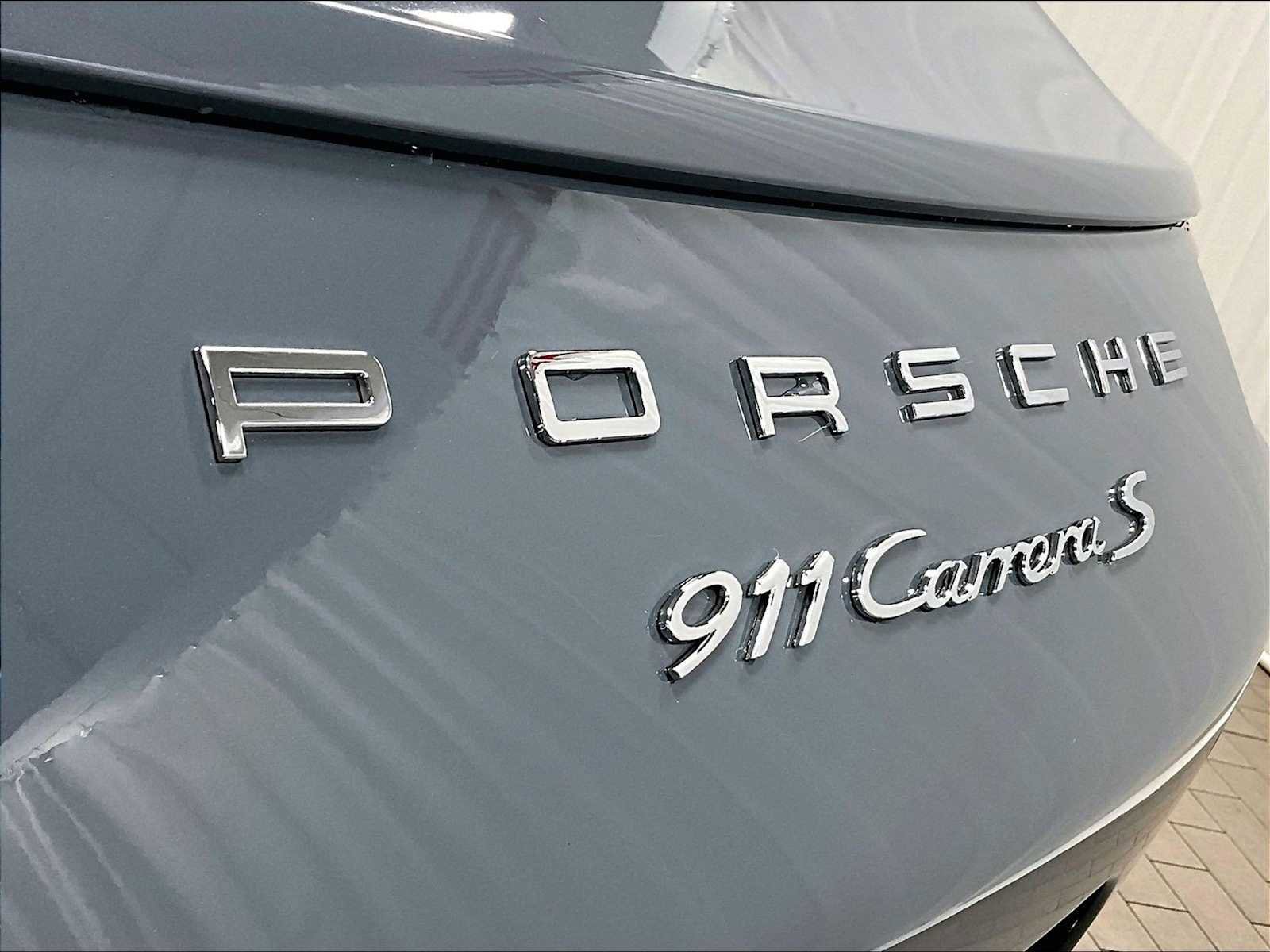 Used 2017 Porsche 911 Carrera S image 33