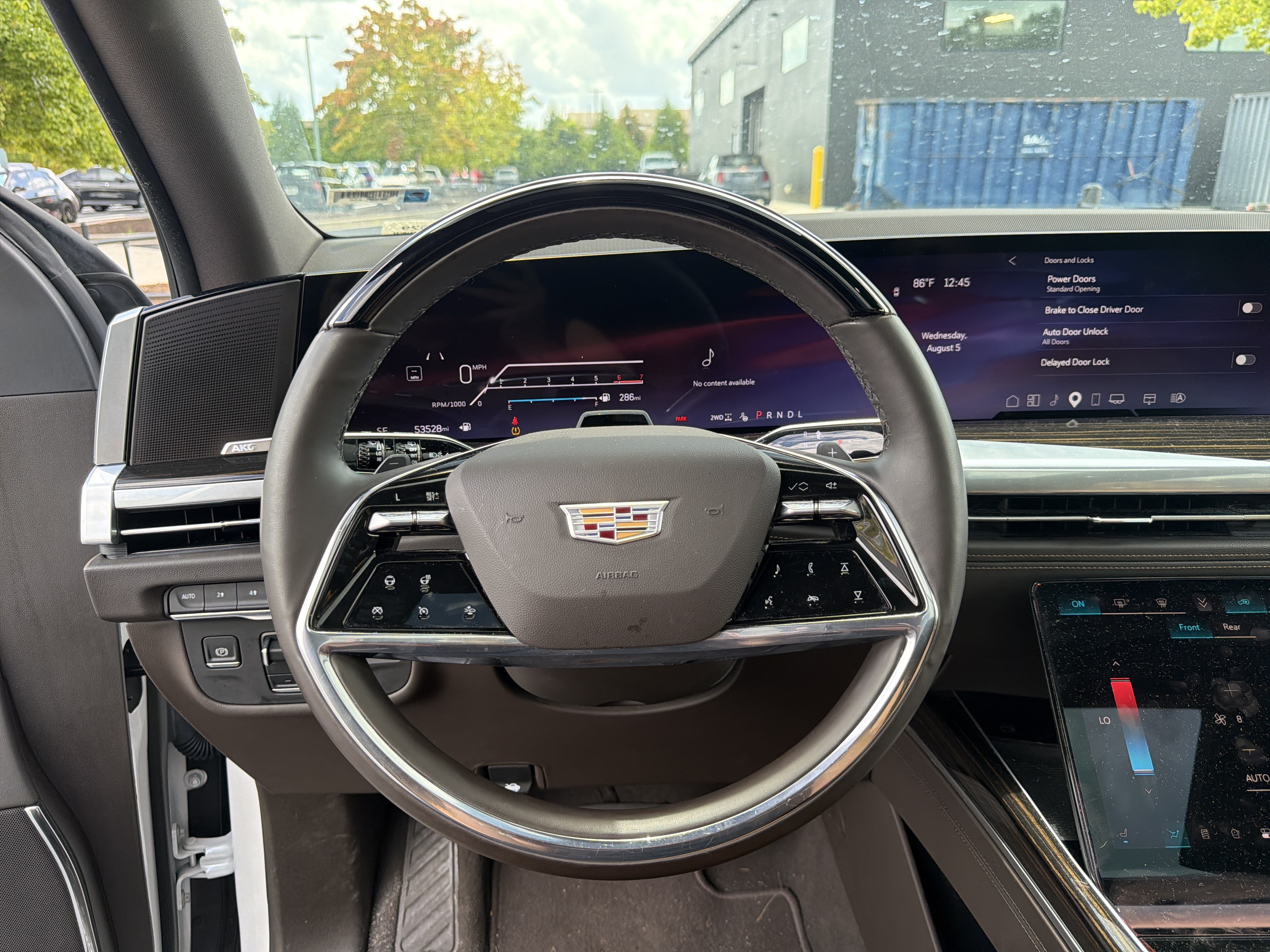 Used 2025 Cadillac Escalade Premium Luxury w/ Touring Package AWD/4WD image 19