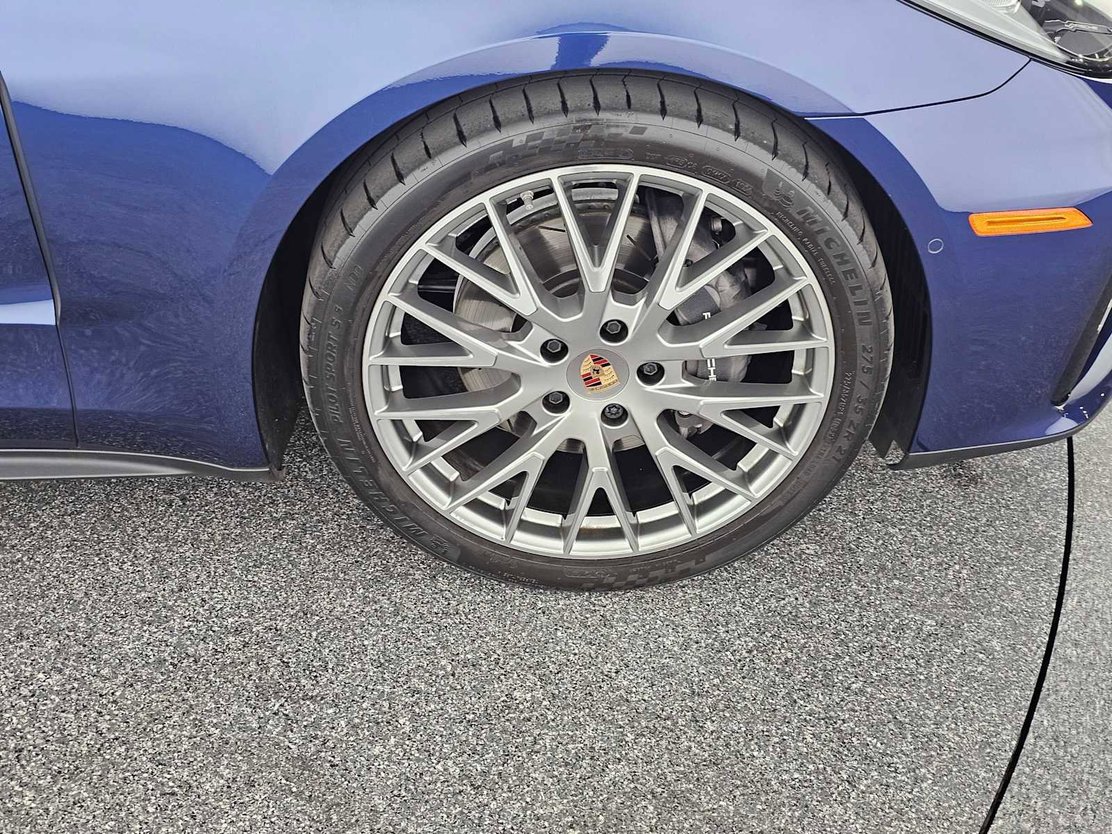 Used 2024 Porsche Panamera 4 image 17