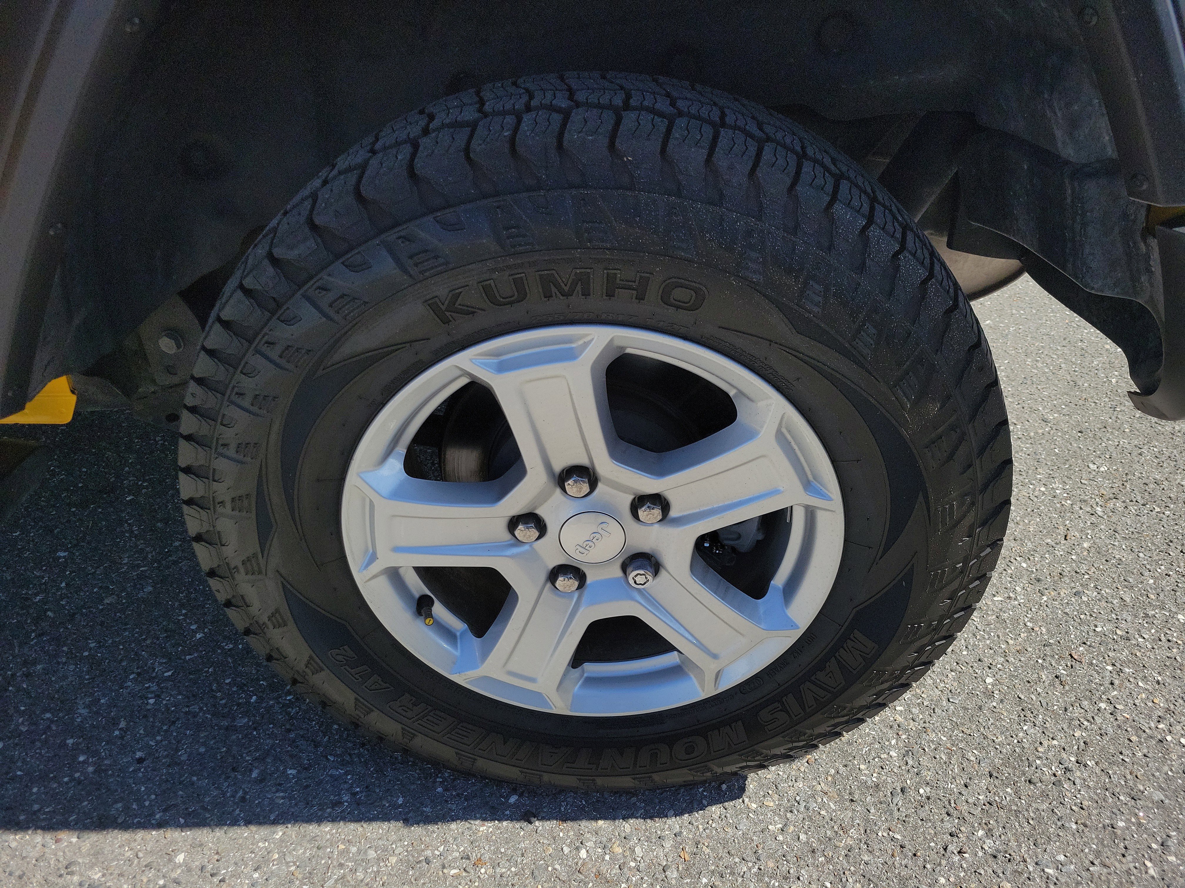 Used 2018 Jeep Wrangler Unlimited Sport S AWD/4WD image 33
