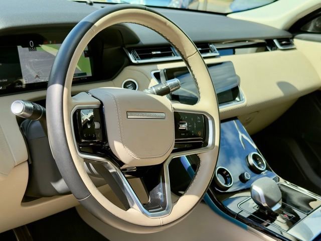 Used 2023 Land Rover Range Rover Velar R-Dynamic S image 11