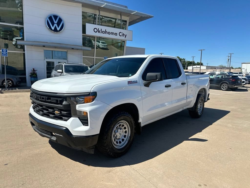 Used 2022 Chevrolet Silverado 1500 W/T w/ WT Value Package AWD/4WD image 1