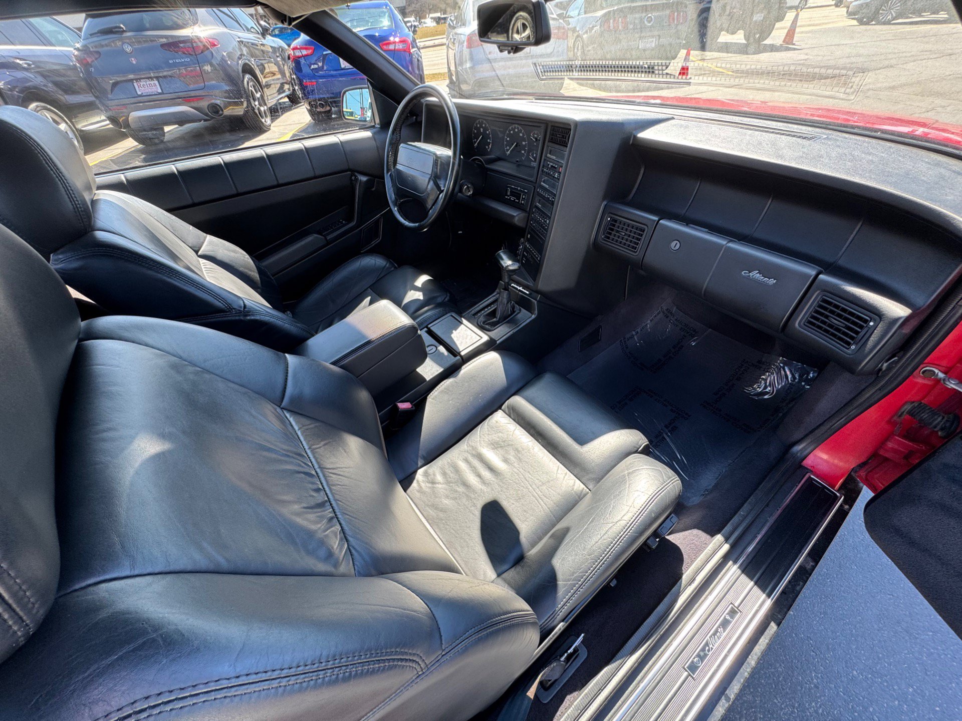 Used 1993 Cadillac Allante FWD image 25
