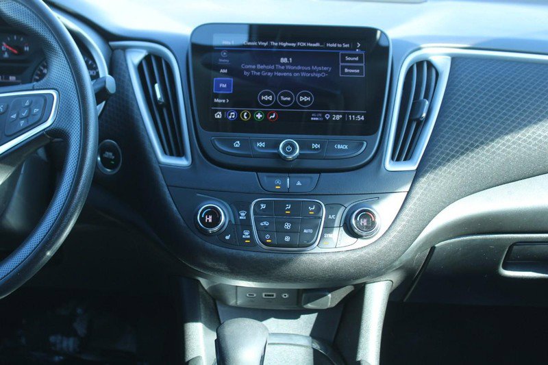 Used 2023 Chevrolet Malibu LT image 15