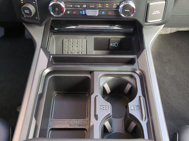 New 2026 Ford F250 Lariat w/ Black Appearance Package image 21