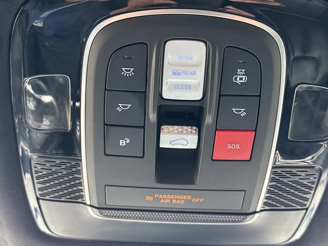 Used 2024 Hyundai Palisade Calligraphy image 17