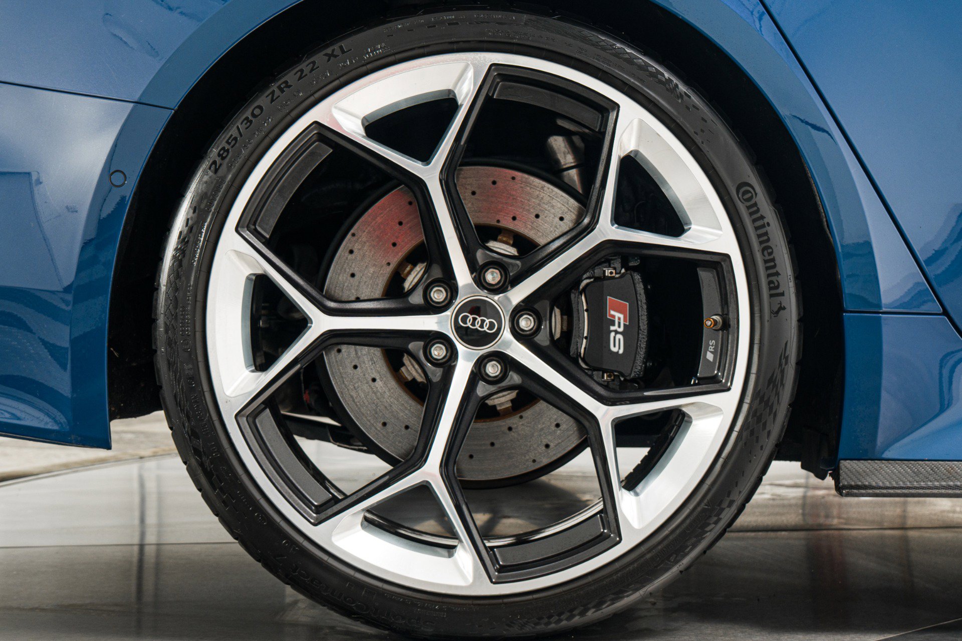 Used 2024 Audi RS 6 performance w/ Black Optic Package image 46