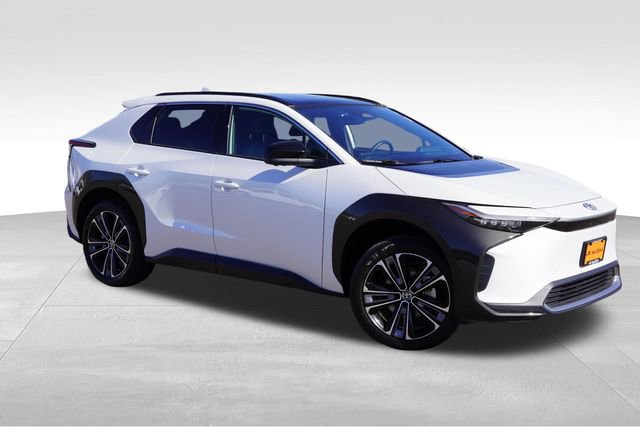 Used 2023 Toyota bZ4X Limited w/ Weather Package AWD/4WD image 2