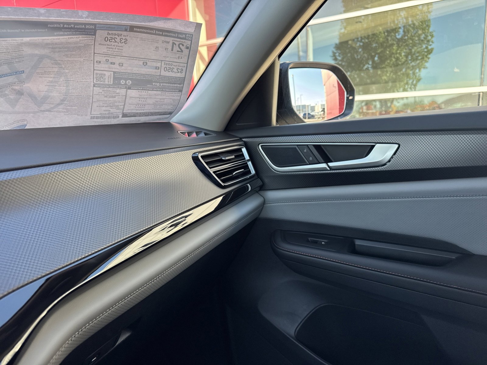 New 2026 Volkswagen Atlas Peak Edition image 25