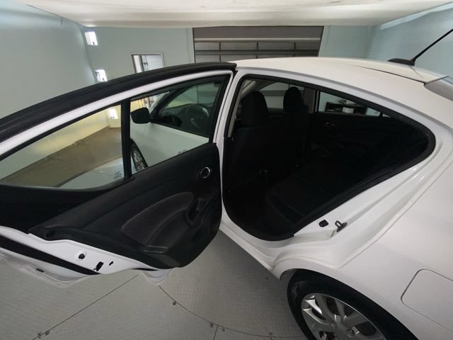 Used 2017 Nissan Versa SV w/ SV Special Edition Package FWD image 21