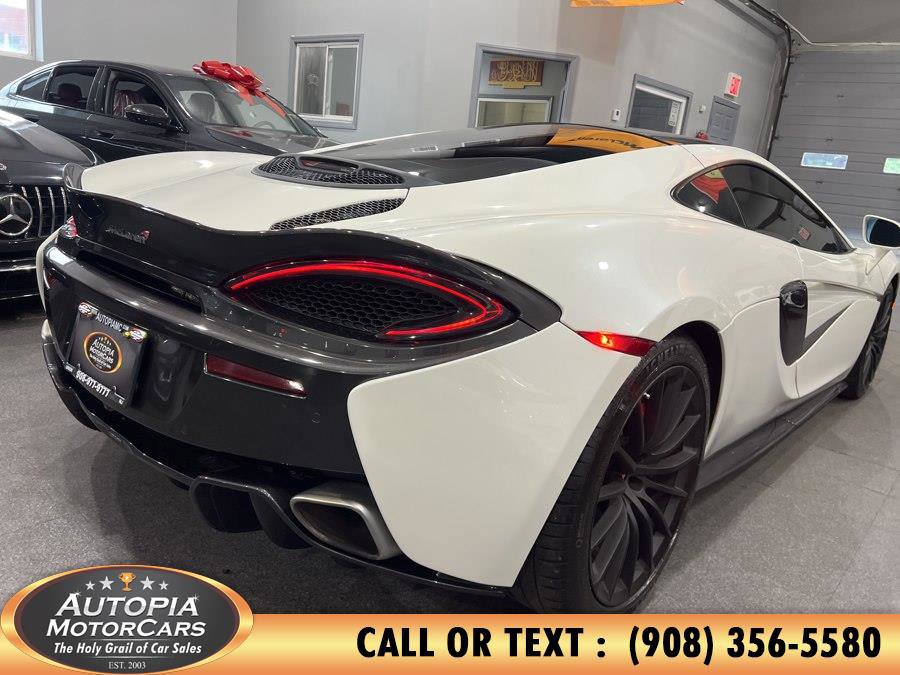Used 2017 McLaren 570S RWD image 27