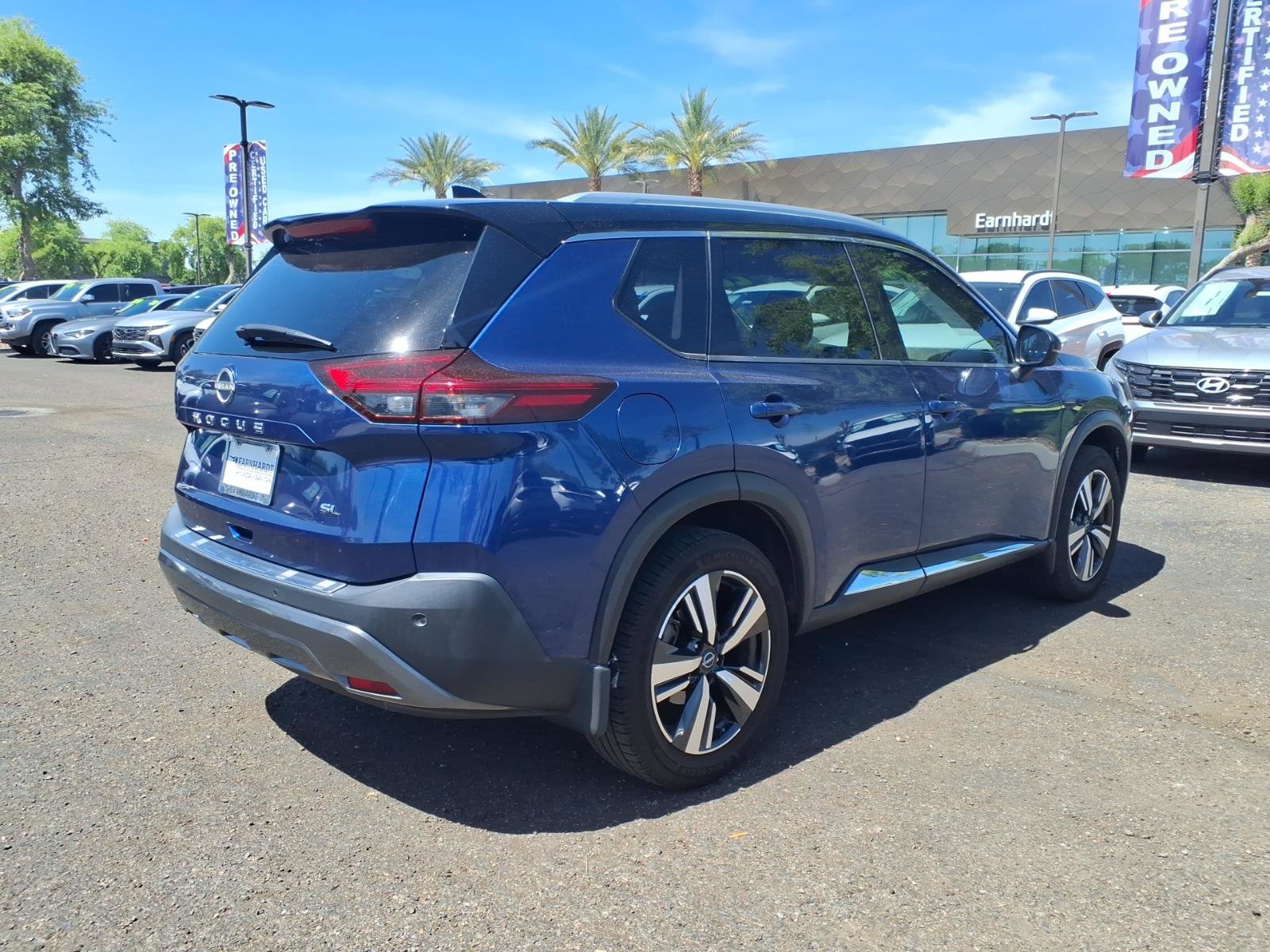 Used 2022 Nissan Rogue SL FWD image 5