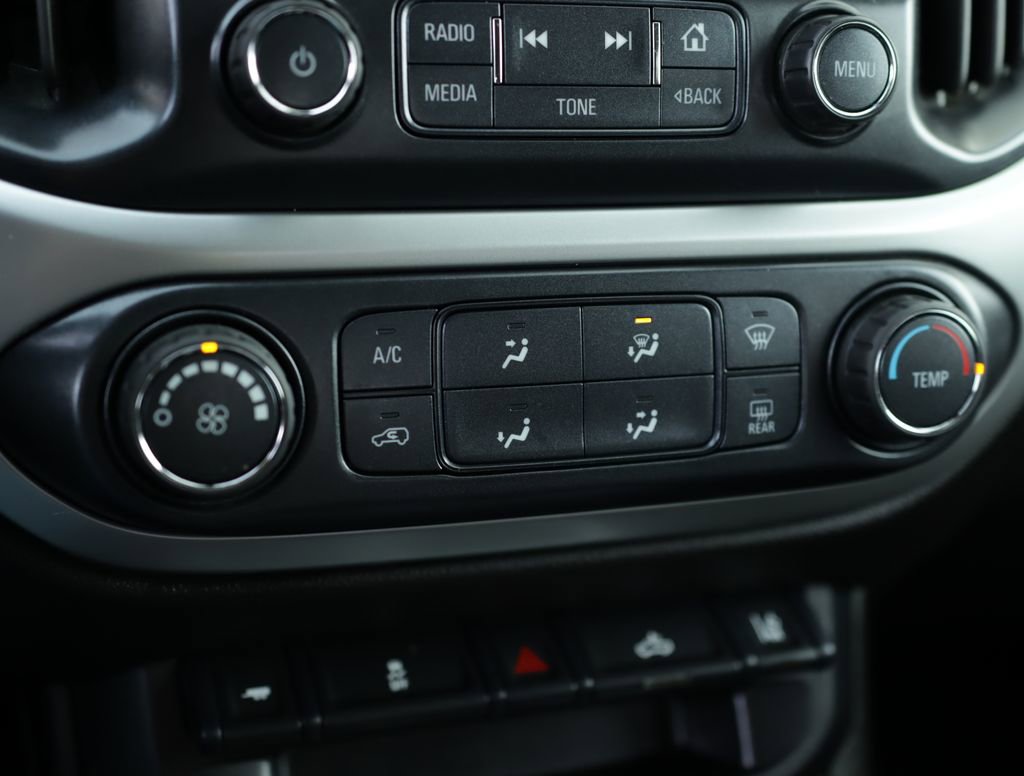 Used 2017 Chevrolet Colorado LT w/ LT Convenience Package image 16