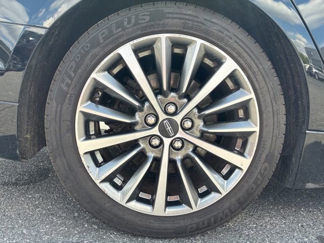 Used 2017 Lincoln MKZ Premiere FWD image 11