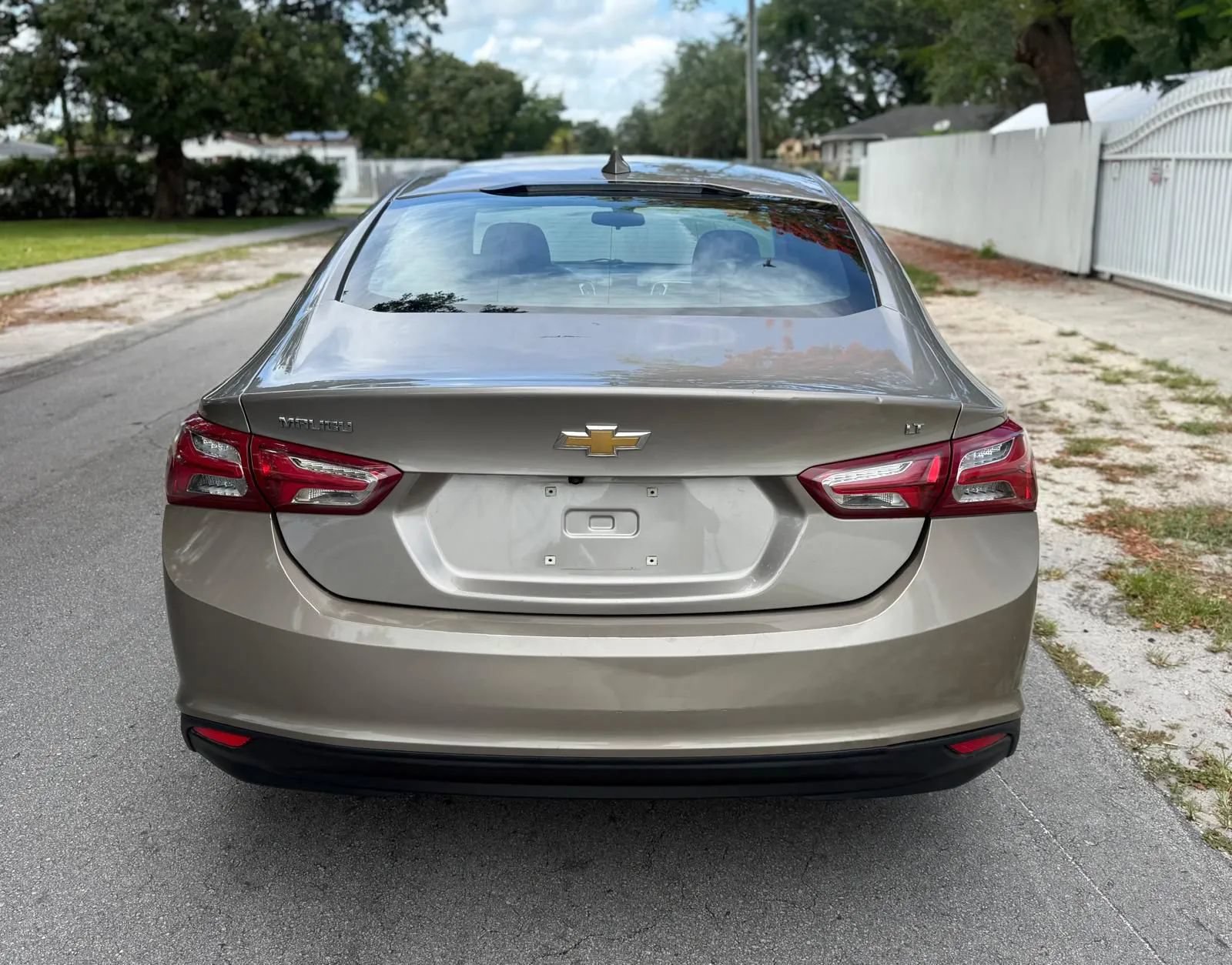 Used 2022 Chevrolet Malibu LT FWD image 6