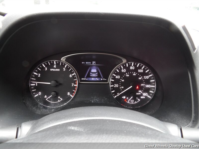 Used 2019 Nissan Pathfinder Platinum AWD/4WD image 21