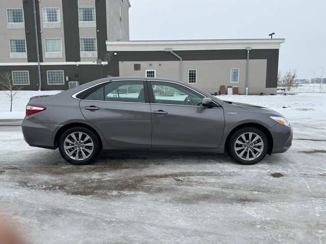 Used 2017 Toyota Camry XLE image 13