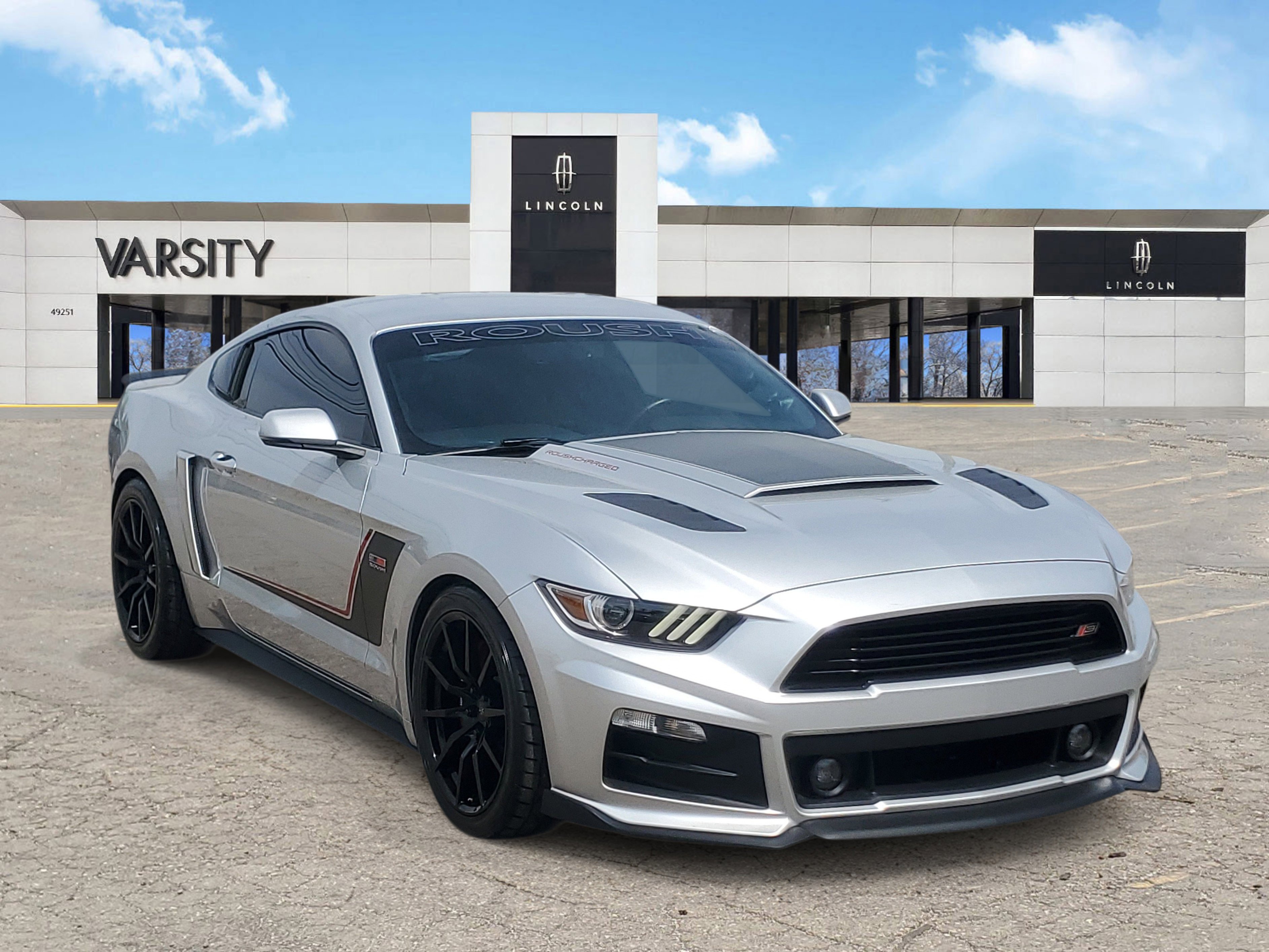 Used 2017 Ford Mustang GT Premium RWD image 1