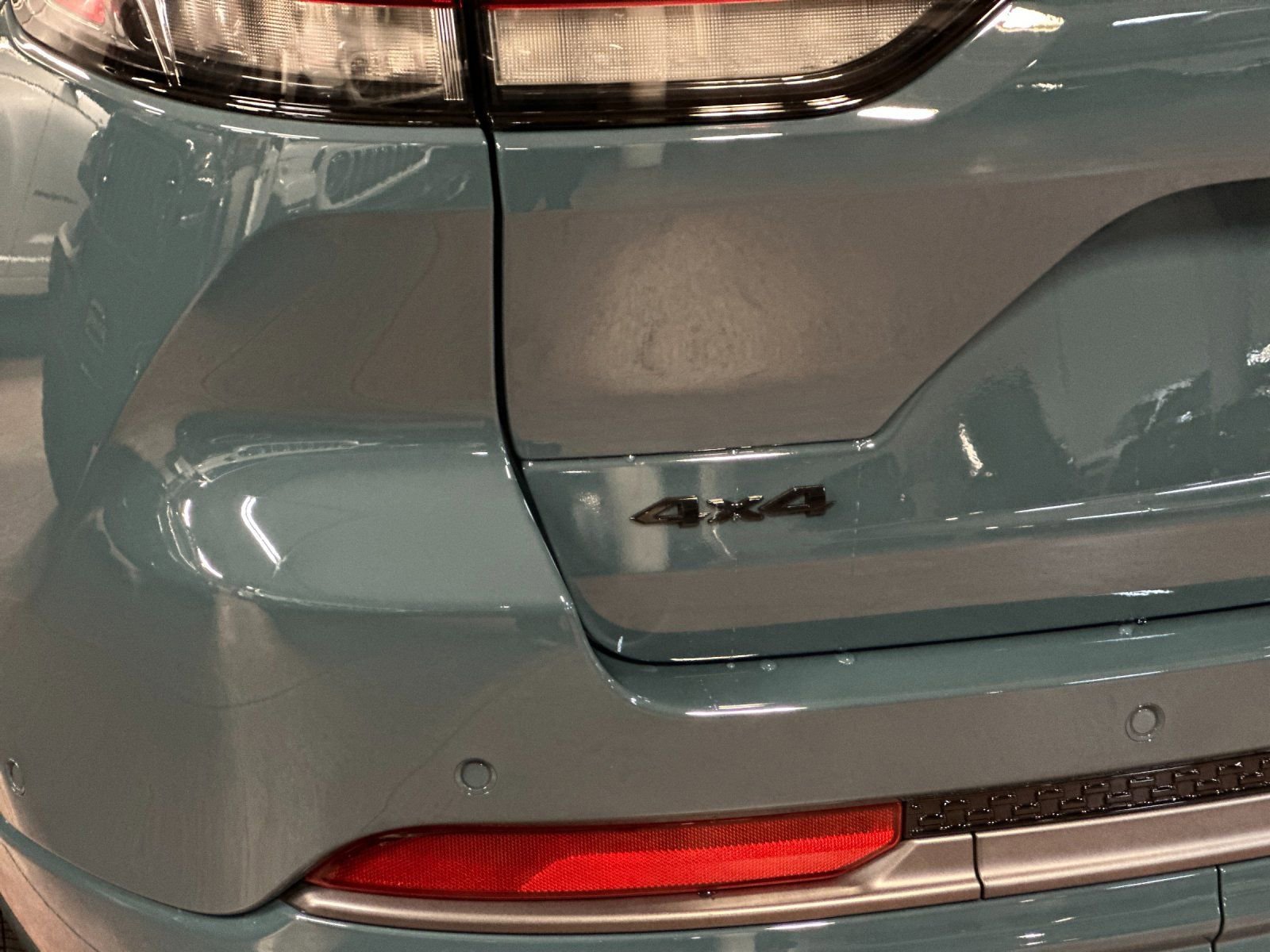 New 2026 Jeep Grand Cherokee Summit image 23