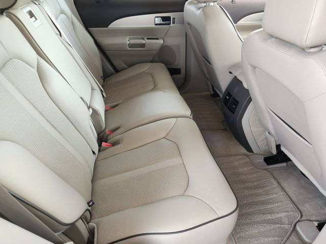 Used 2013 Lincoln MKX FWD image 32