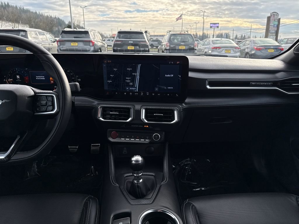 Used 2025 Ford Mustang GT Premium image 23