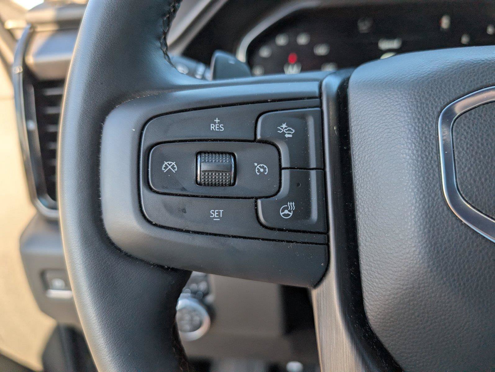Used 2025 GMC Sierra 1500 AT4 w/ AT4 Premium Package AWD/4WD image 29