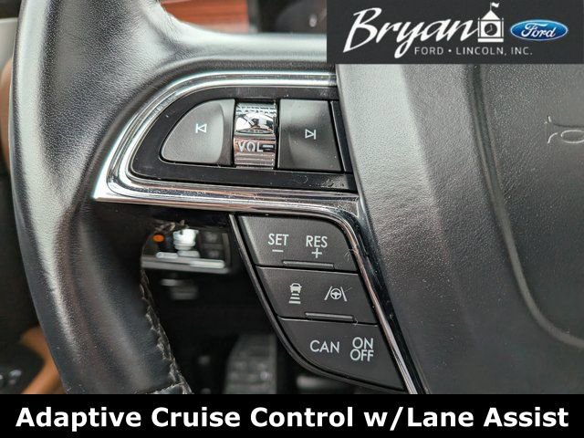 Used 2022 Lincoln Nautilus Reserve w/ Equipment Group 202A image 22