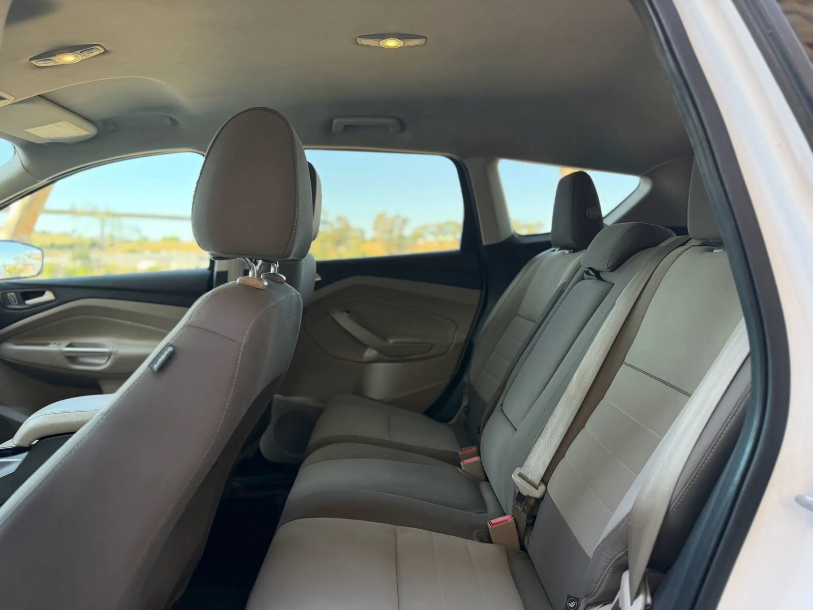 Used 2014 Ford Escape SE FWD image 18