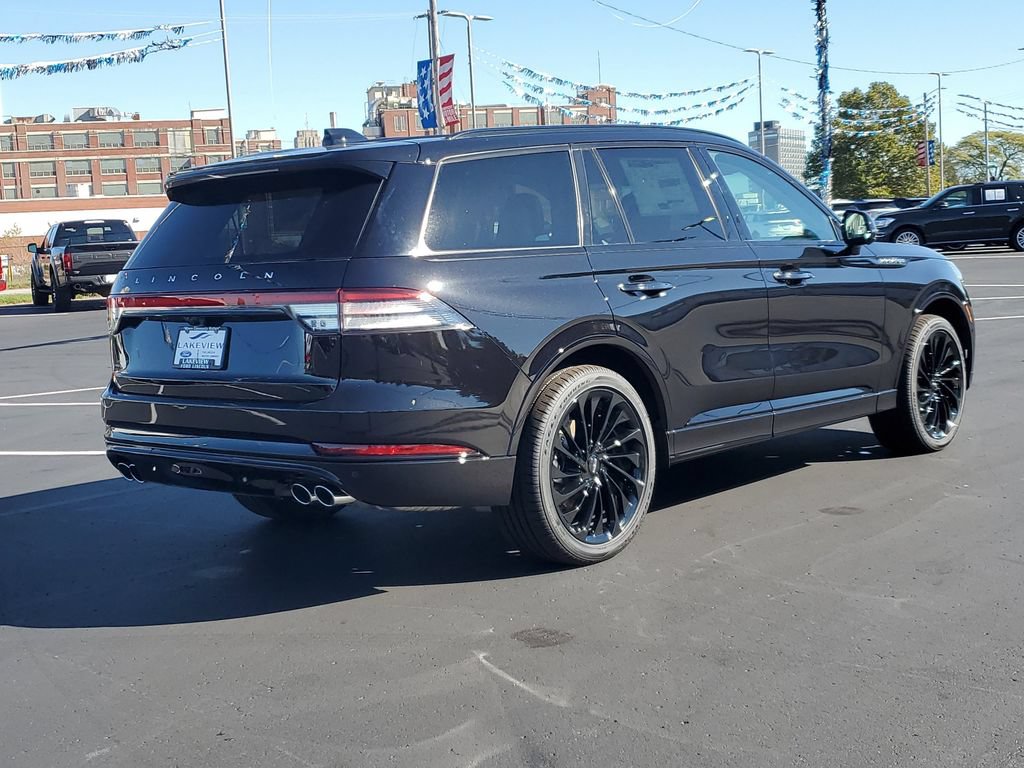 New 2025 Lincoln Aviator Reserve w/ Equipment Group 201A AWD/4WD image 3