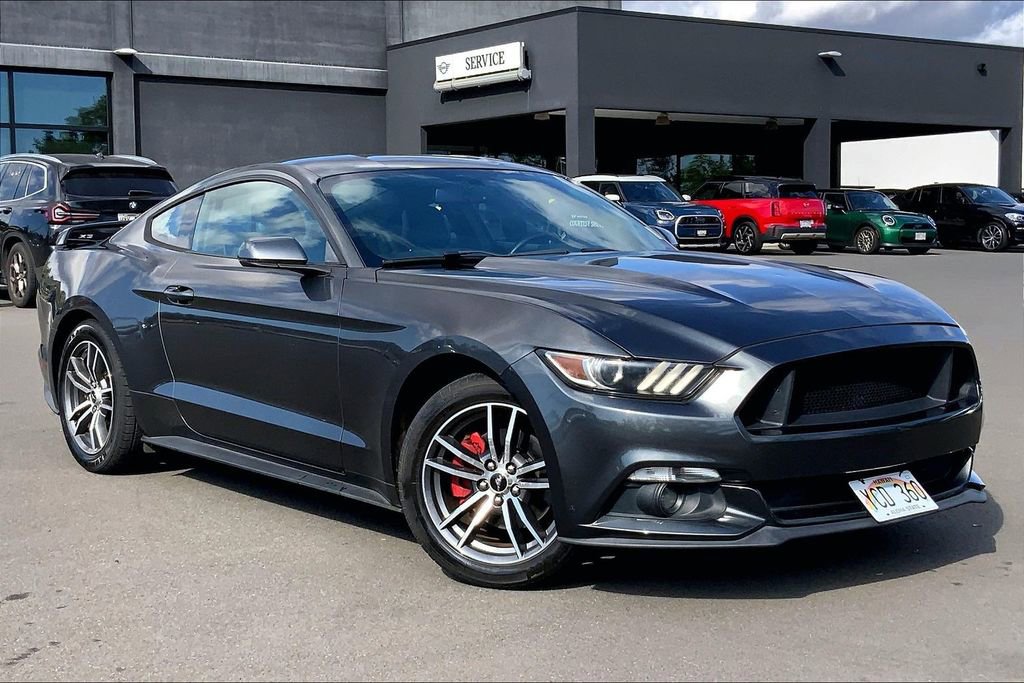 Used 2016 Ford Mustang Premium image 33