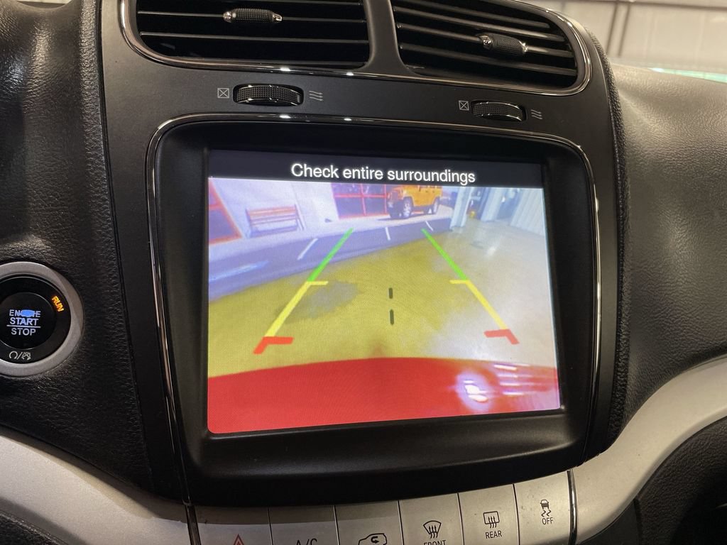 Used 2019 Dodge Journey SE FWD image 19
