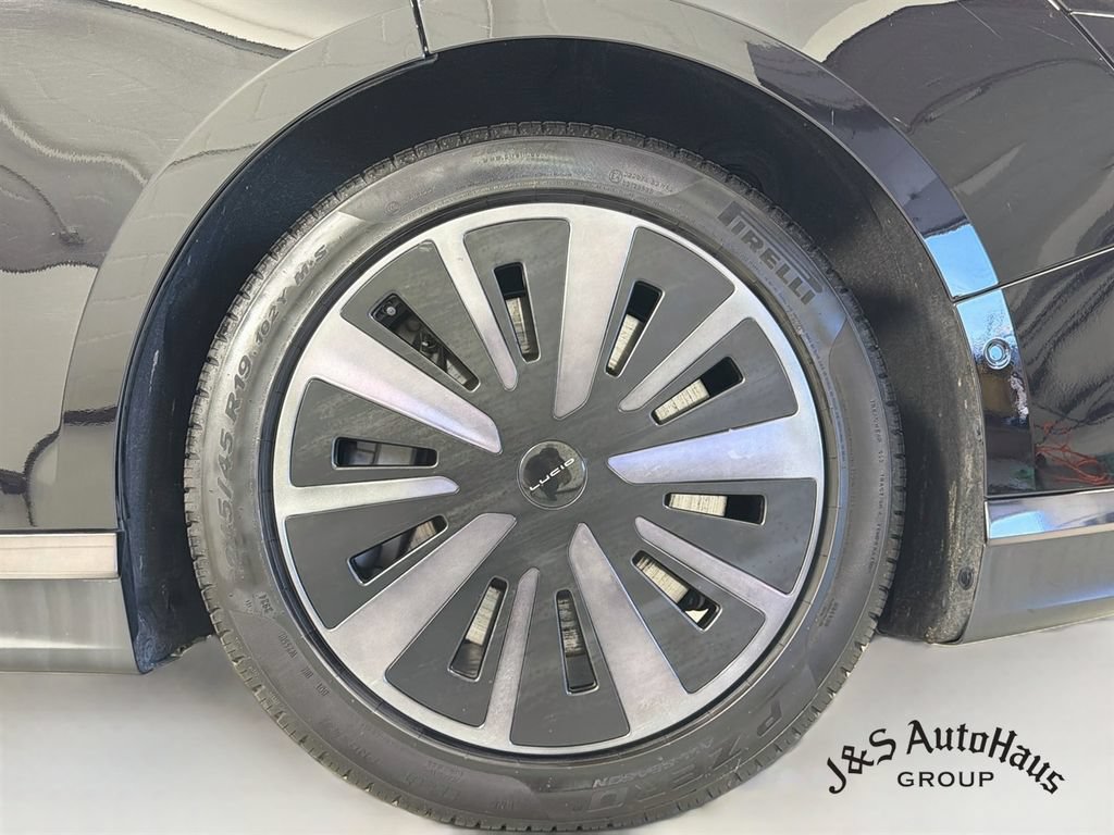 Used 2025 Lucid Air Touring AWD/4WD image 38