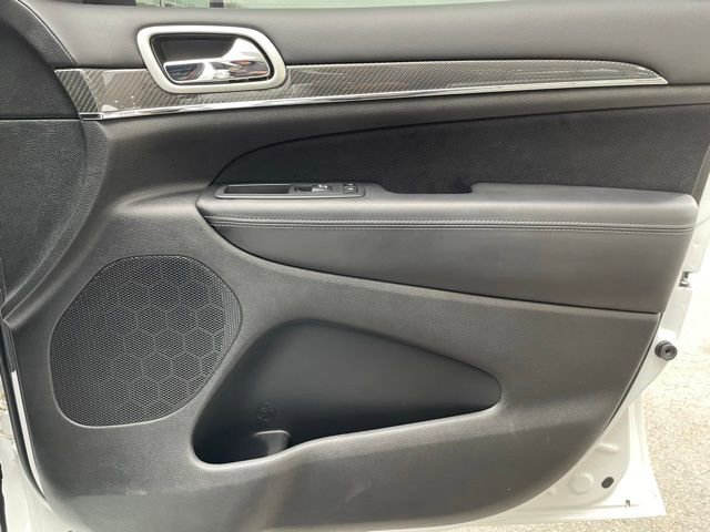 Used 2019 Jeep Grand Cherokee SRT image 28