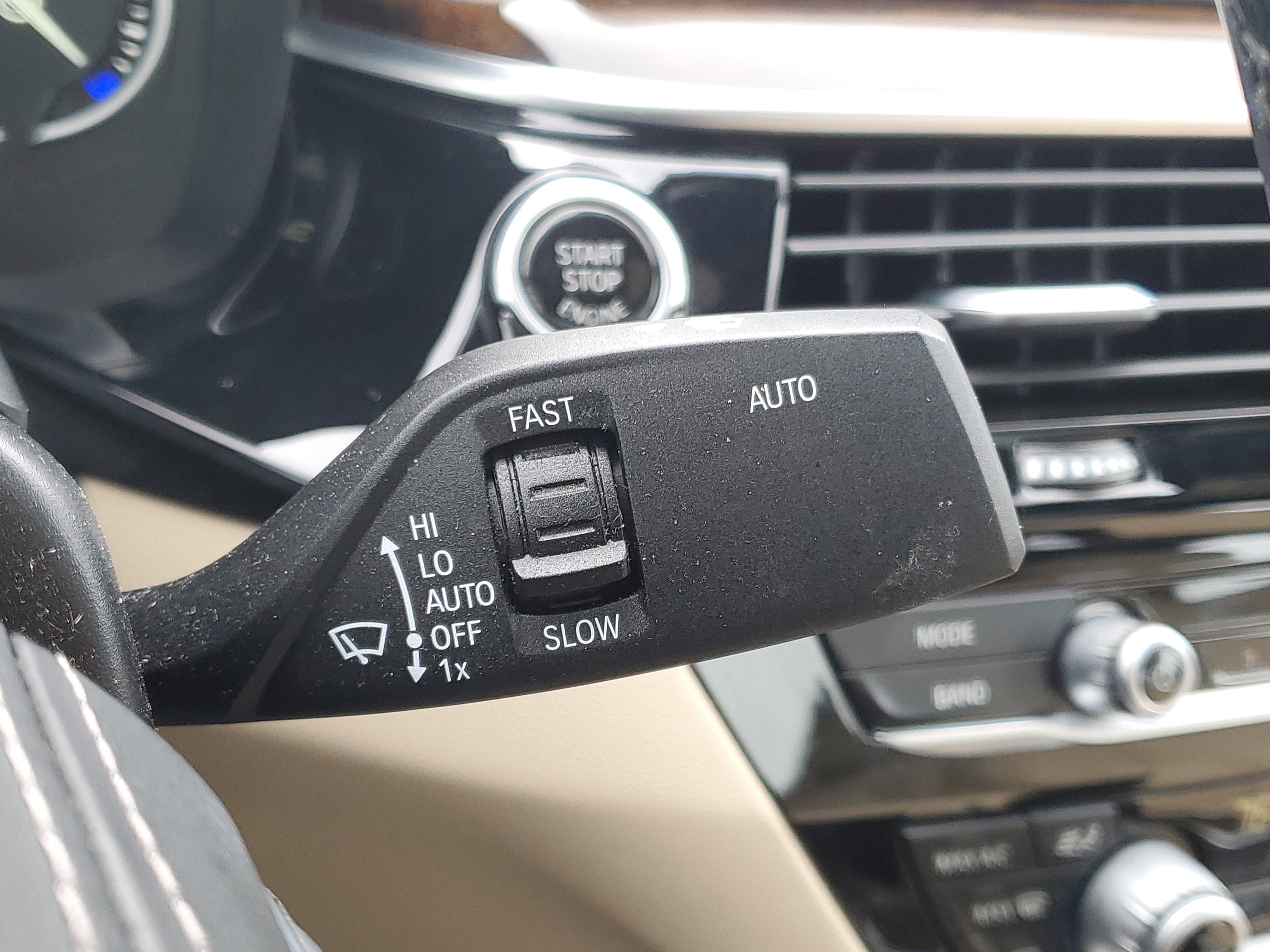 Used 2018 BMW 530i xDrive image 16