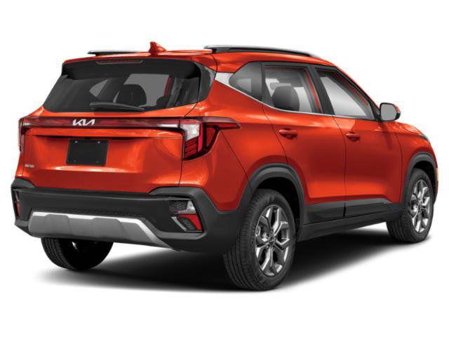 Certified 2024 Kia Seltos S AWD/4WD image 2